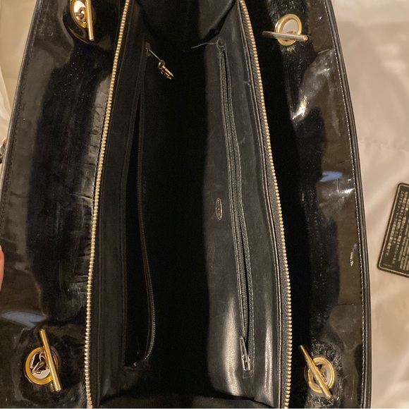 Vintage Chanel bag! - Picture 9 of 16